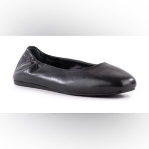 Seychelles Black Leather Flat